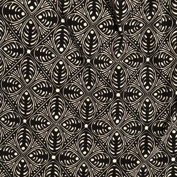 Geometric print halter top Banana Republic - Picture 2 of 3